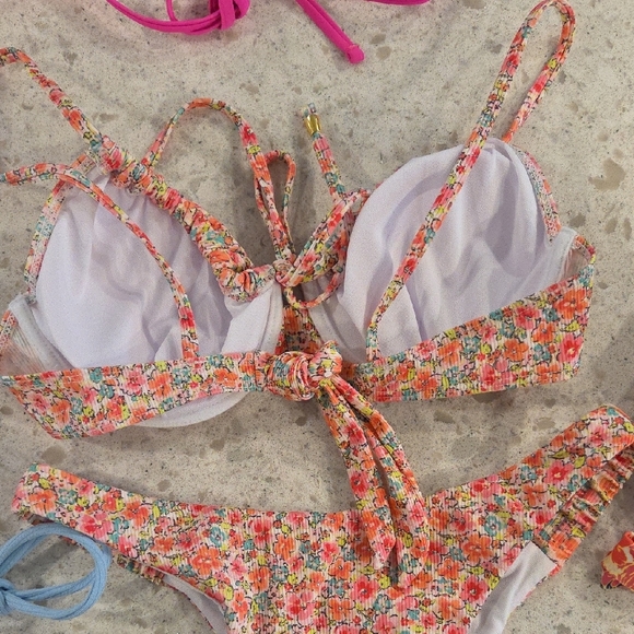 Bikini Lot - All Large - Picture 9 of 13